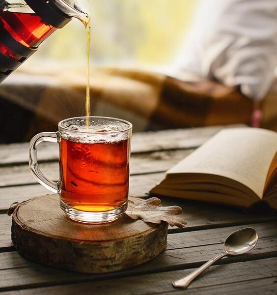 عکس دونفره با چای