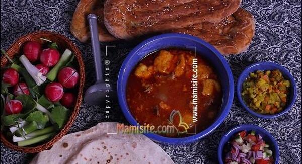 عکس آبگوشت در دیگ سنگی