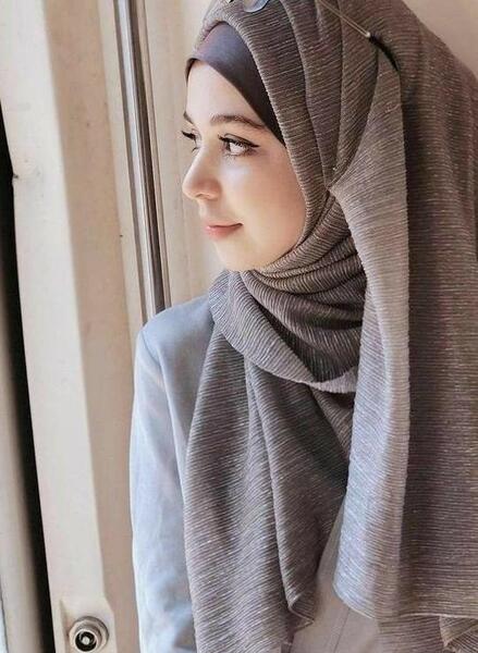 عکس دختر جوان با حجاب
