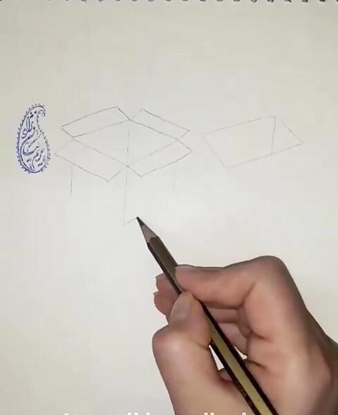 عکس نقاشی سیاه قلم کشیدن صندوق میوه