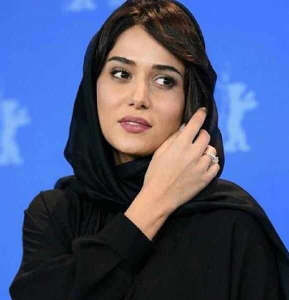 عکس ساپورت پریناز ایزدیار