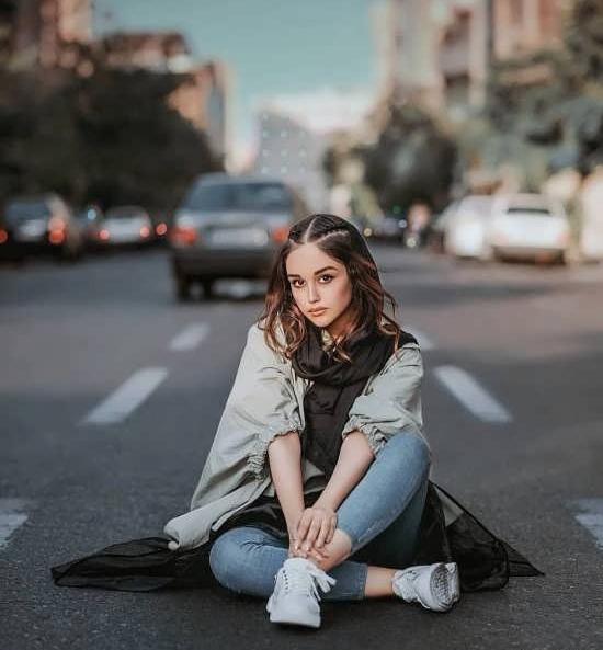 عکس پرتره صورت دختر