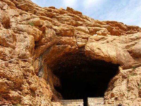 عکس پیرغار فارسان