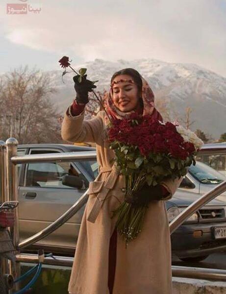 عکس دختر زیبای گلفروش