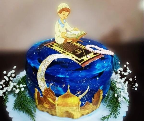 عکس ایده هایی برای کیک جشن تکلیف