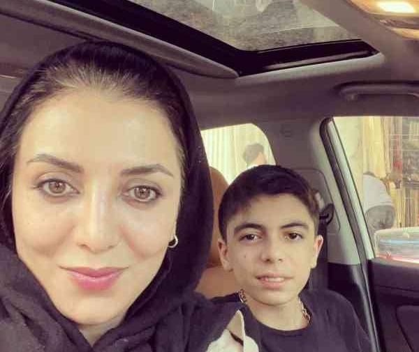 عکس رویا میرعلمی و خانواده