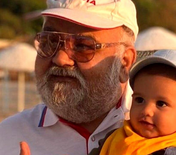 عکس حسن آقا حسینی قشنگه