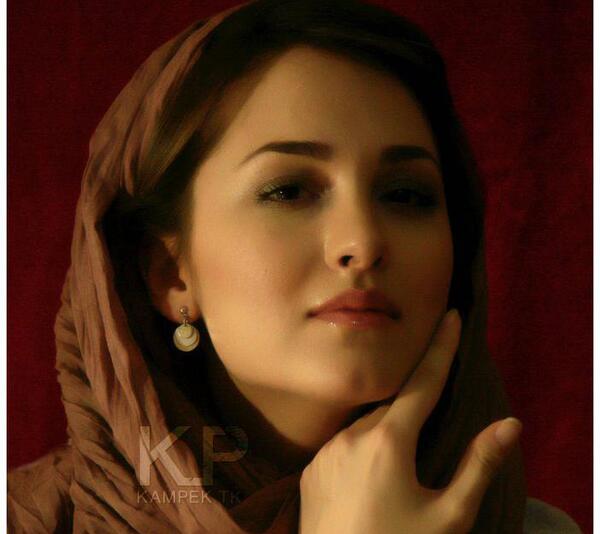عکس یلدا اعلایی