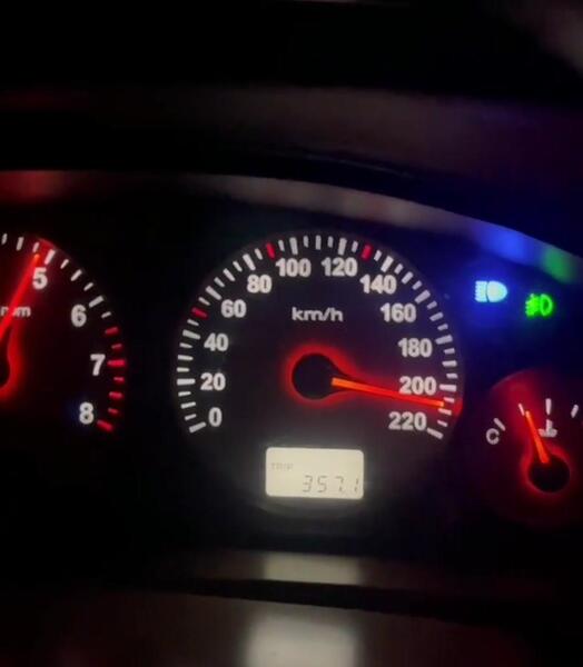 عکس داخل ماشین سیناد