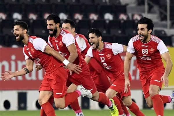 عکس شادی بعد از گل پرسپولیس
