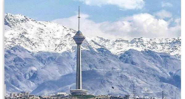 عکس برج میلاد تهران در روز