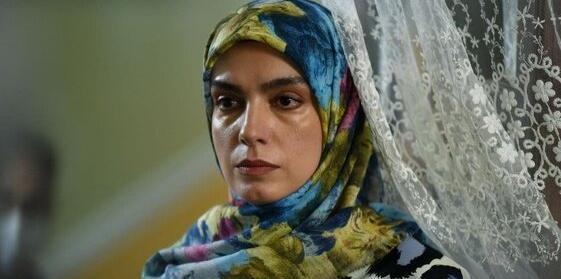 عکس نوشته برف بی صدا میبارد