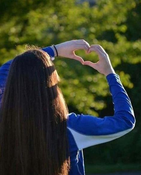 عکس پروفایل دخترونه شیک لاکچری بنفش