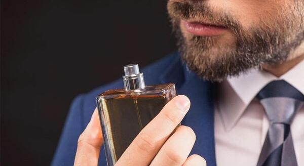 عکس عطر رمانتیک