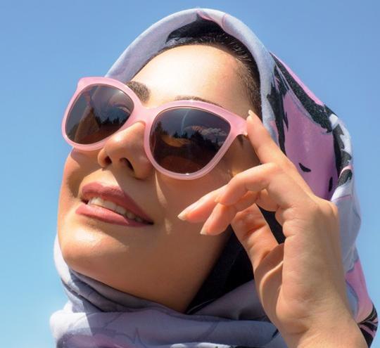 چادری عکس دختر باحجاب با عینک دودی