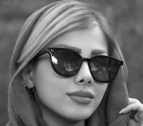 چادری عکس دختر باحجاب با عینک دودی