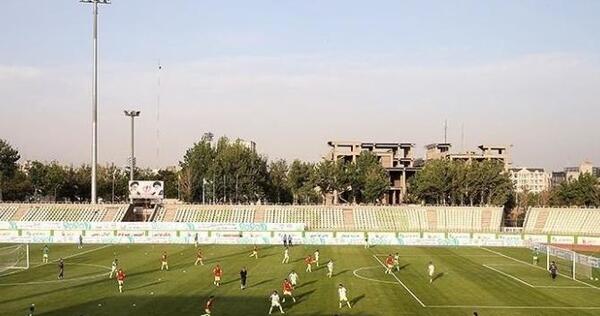 عکس ورزشگاه کارگران تهران