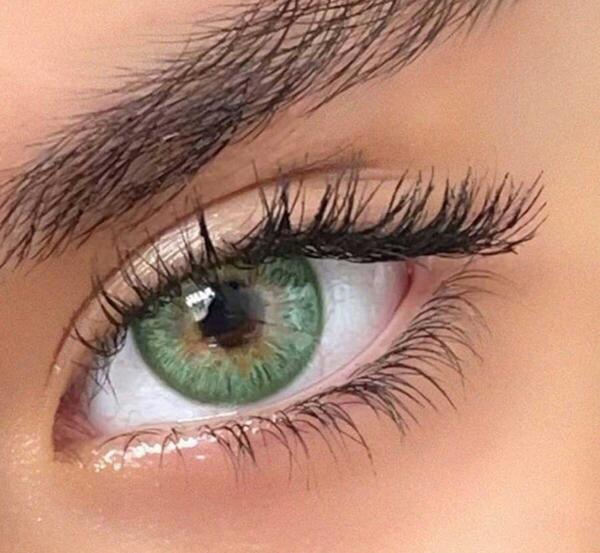 عکس رنگ چشم سبز