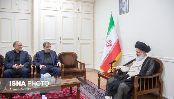 عکس کمربند بستن محسن رضایی