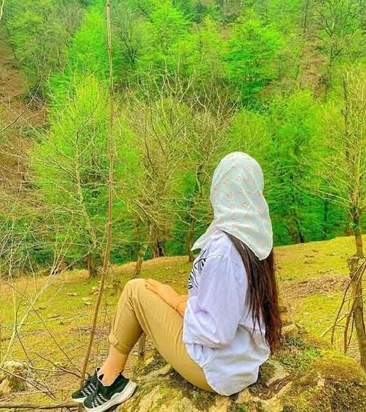 عکس دختر فیک در طبیعت
