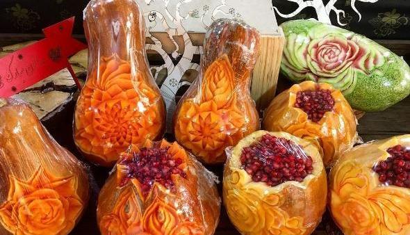 عکس ایده تزیین سبد میوه شب یلدا