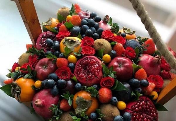 عکس ایده تزیین سبد میوه شب یلدا