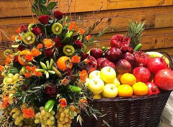 عکس ایده تزیین سبد میوه شب یلدا