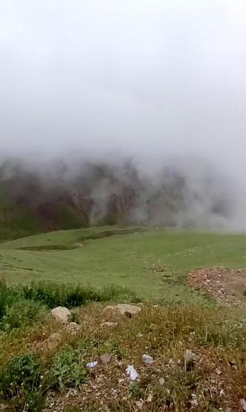 عکس جاده مه الود