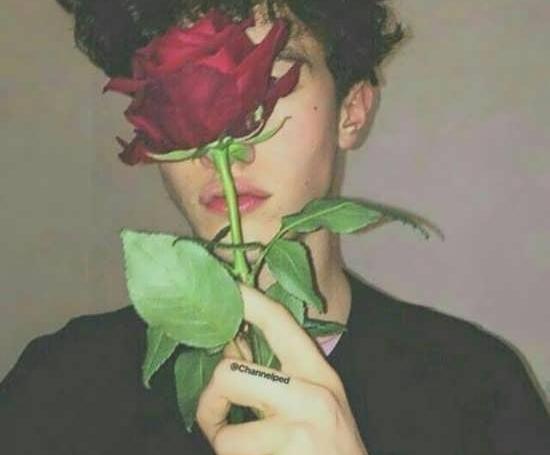 ژست عکس سلفی با گل