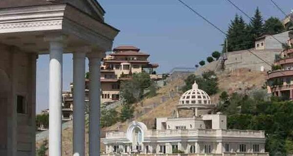عکس ویلا علی کریمی لواسان