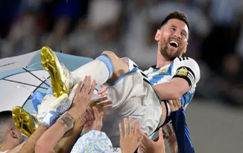 عکس بازیگران فیلم مورچه خوار