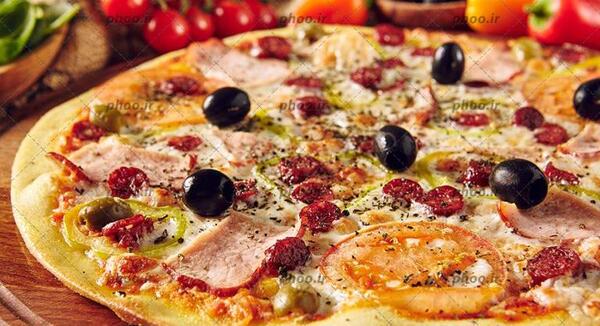 عکس پیتزا غزال حکیمیه