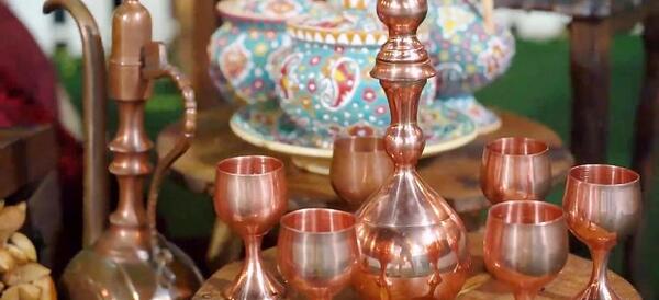 عکس لباس یلدا پوشیده