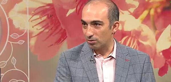 عکس دکتر پیام طبرسی