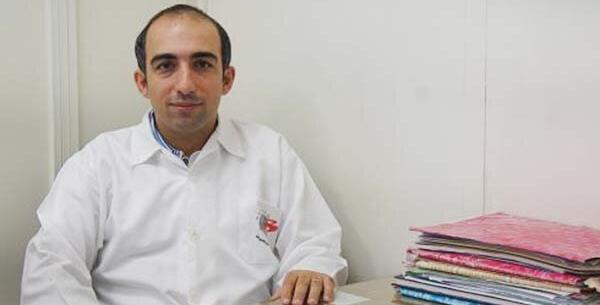 عکس دکتر پیام طبرسی