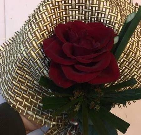 عکس گل رز توی شیشه