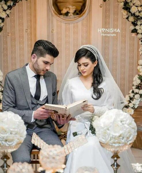 ژست عکس عروس و داماد خاص