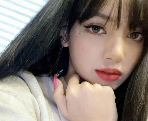 عکس صورت لیسا