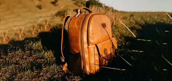 عکس کیف دانشجویی دخترانه شیک