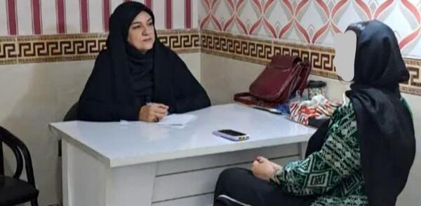 عکس غمگین خودکشی با تیغ