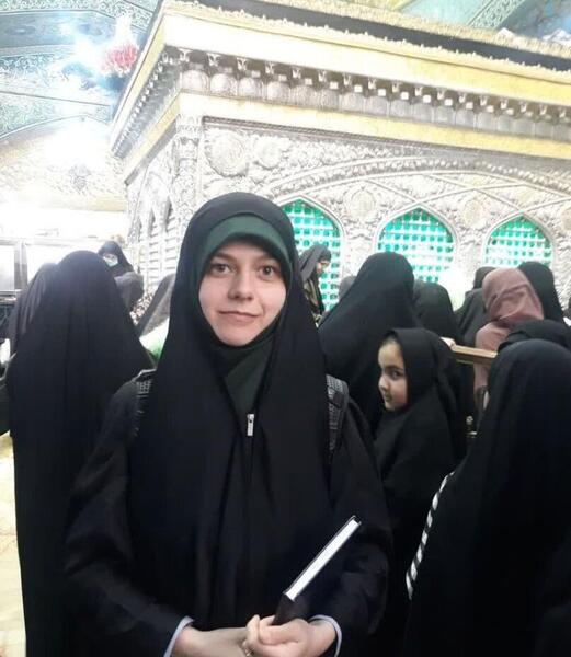 عکس دختر حرم امام رضا