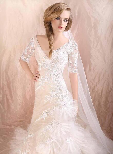 عکس عروس های چشم رنگی