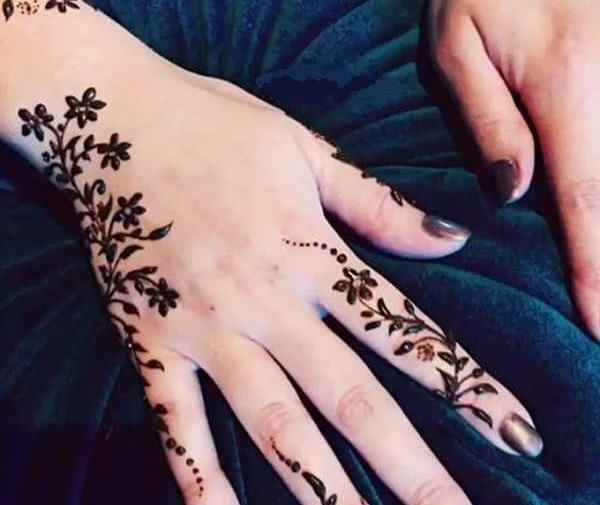 عکس های طرح حنا روی دست