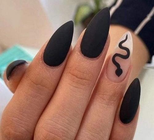 عکس کاشت ناخن تیز کوتاه