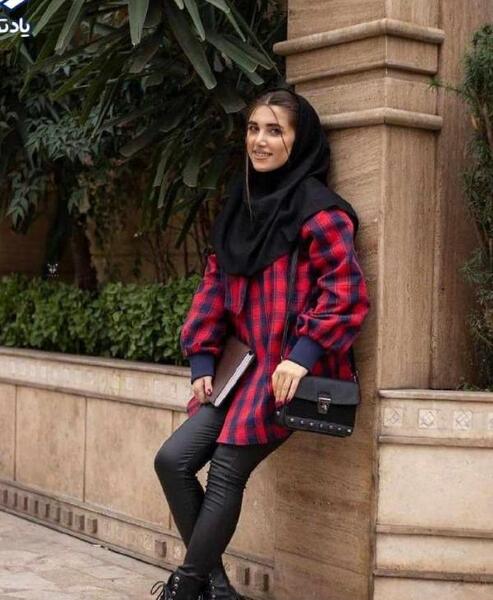 ژست عکس دخترانه گنگ