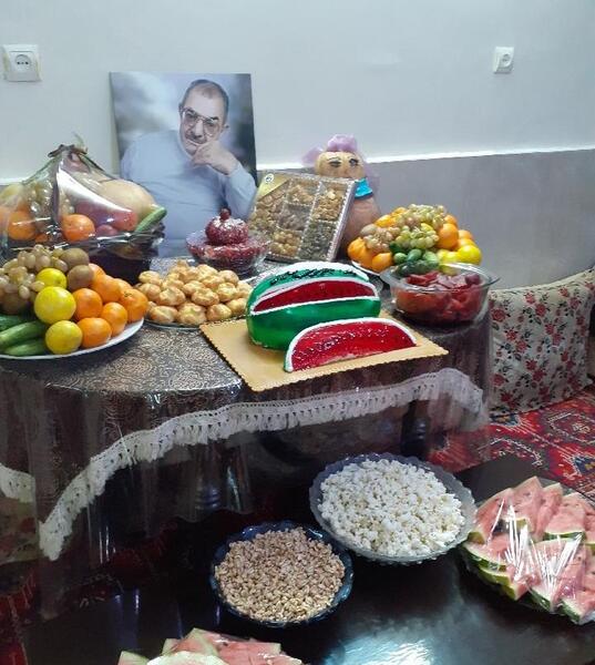 عکس یلدا بدون پدر