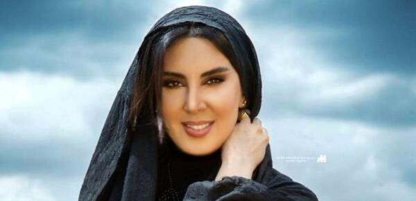 عکس لیلا بلوکات و همسرش و فرزندش