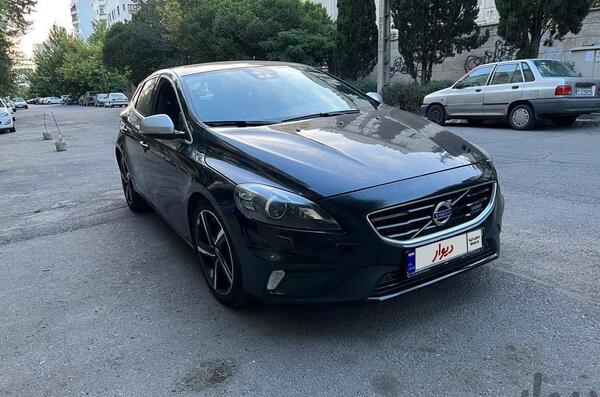 عکس ماشین ولوو v40 r دیزاین پلاس