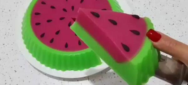 عکس ژله ی هندوانه ای