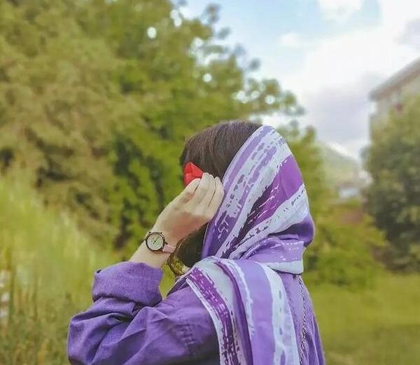 عکس پروفایل دختر با حجاب در طبیعت